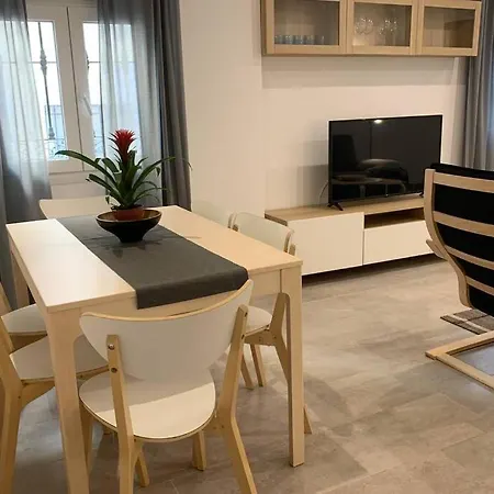 Renovated House In Old Town Marbella. Vakantiehuis