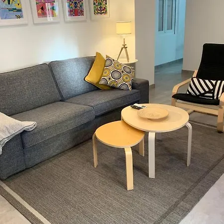 Vakantiehuis Renovated House In Old Town Marbella. *