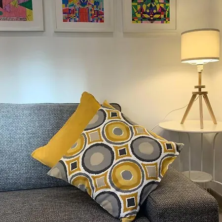 Vakantiehuis Renovated House In Old Town Marbella. *