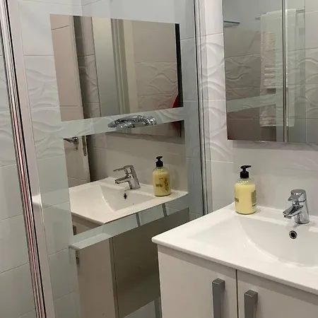 Vakantiehuis Renovated House In Old Town Marbella. Marbella